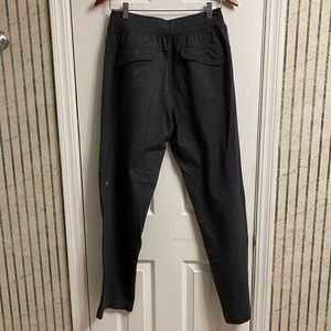 EUC Men’s Lululemon Kung Fu Pant(s), Dark Gray/Charcoal, Size M, Inseam 31”